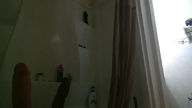 Snapshot of UncutHammer69 chatting on September 2025 03:29:01 AM UncutHammer69 online show from September 2025 03:29:01 AM