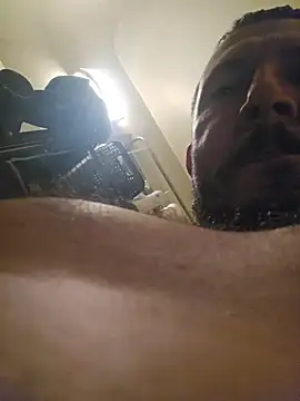 Snapshot of UncutHammer69 chatting on October 2025 10:58:02 AM UncutHammer69 online show from October 2025 10:58:02 AM