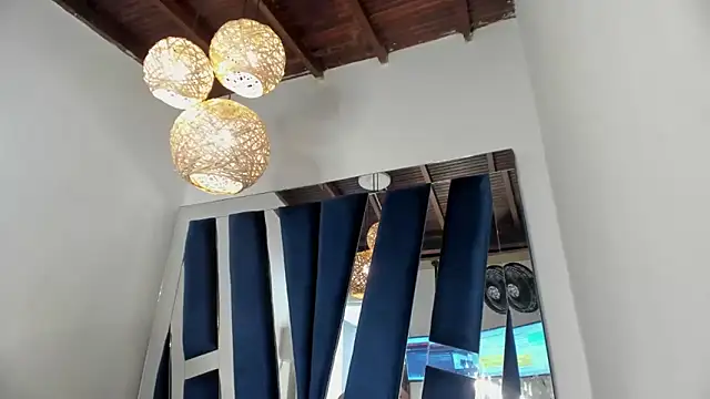 moonsweet1 online show from March 2025 06:56:01 PM