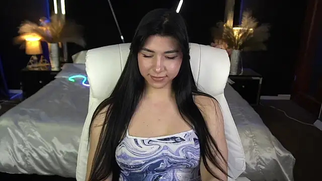 Snapshot of EmilyCandyy chatting on December 2025 07:13:02 AM EmilyCandyy online show from December 2025 07:13:02 AM