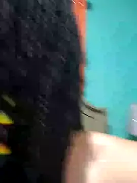 Snapshot of HONEYSWEETS_LIVE chatting on December 2025 01:48:02 AM HONEYSWEETS LIVE online show from December 2025 01:48:02 AM