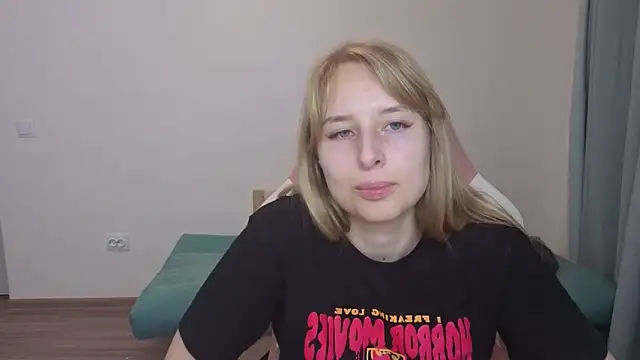 Snapshot of Jessy_Ginger chatting on November 2025 01:21:02 PM Jessy Ginger online show from November 2025 01:21:02 PM