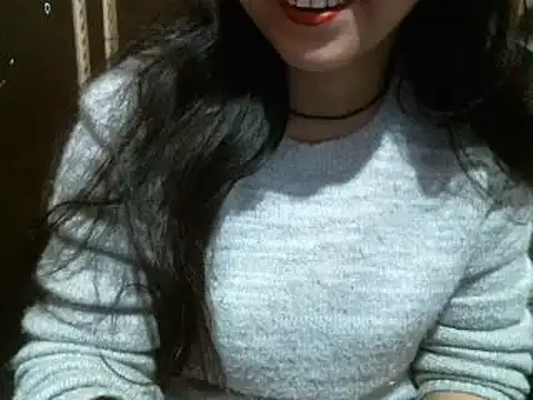 Snapshot of UrsMansi chatting on December 2024 05:28:02 AM UrsMansi online show from December 2024 05:28:02 AM