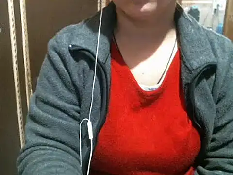 Snapshot of UrsMansi chatting on January 2025 04:41:01 AM UrsMansi online show from January 2025 04:41:01 AM