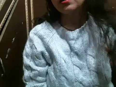 Snapshot of UrsMansi chatting on January 2025 06:03:02 AM UrsMansi online show from January 2025 06:03:02 AM