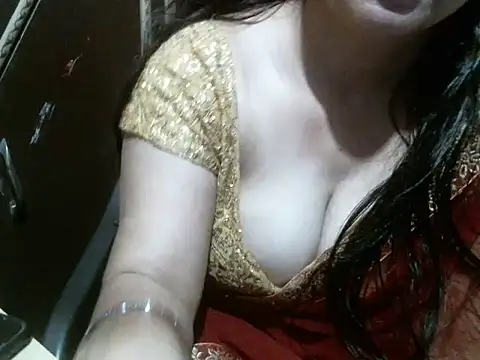 UrsMansi online show from May 2026 11:35:01 PM