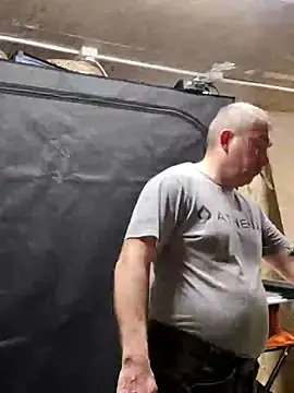 IronedTitan online show from December 2024 12:19:02 AM