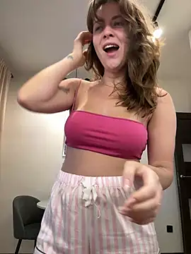 MariiD online show from March 2025 06:24:02 AM