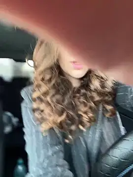 MariiD online show from October 2025 06:03:01 AM