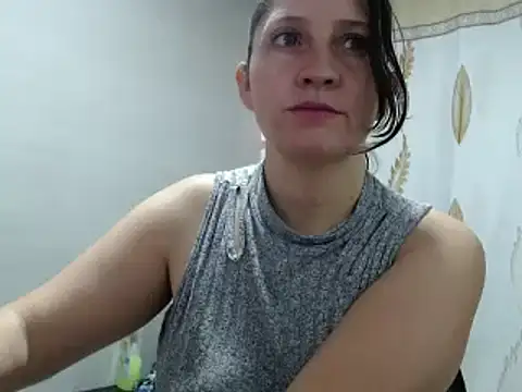 Snapshot of angel_sw chatting on March 2025 08:42:02 PM angel sw online show from March 2025 08:42:02 PM