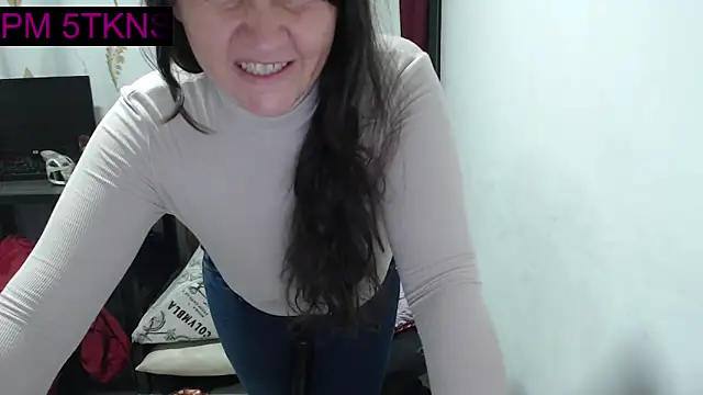 Snapshot of angel_sw chatting on November 2025 11:21:02 PM angel sw online show from November 2025 11:21:02 PM