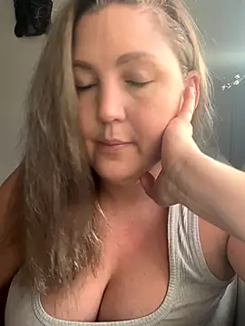 Anna Alexa online show from December 2025 10:42:01 AM