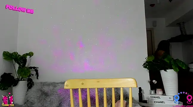 Snapshot of hottycrishina chatting on February 2025 10:23:01 AM hottycrishina online show from February 2025 10:23:01 AM