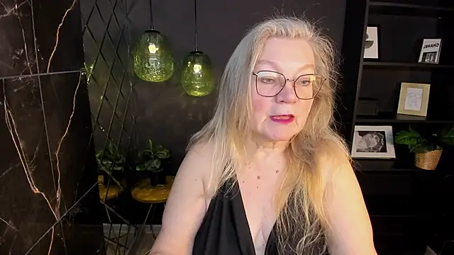 NataliMellow online show from January 2026 01:05:02 PM