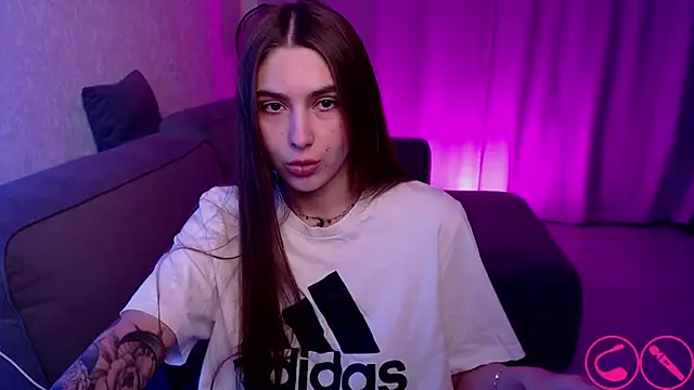 Snapshot of so_cutes chatting on September 2025 11:35:01 AM so cutes online show from September 2025 11:35:01 AM