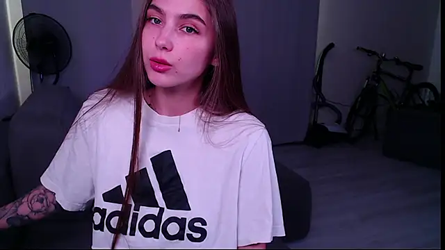 Snapshot of so_cutes chatting on October 2025 11:50:02 AM so cutes online show from October 2025 11:50:02 AM