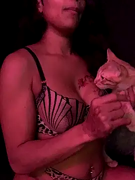 Rakiyahcharms online show from October 2025 09:33:01 PM