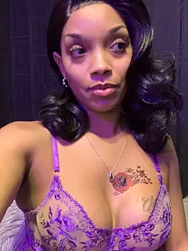 Rakiyahcharms online show from November 2025 10:10:02 PM