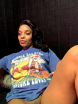 Rakiyahcharms online show from December 2025 10:53:01 AM