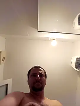 Snapshot of Miki20677 chatting on October 2025 06:52:02 PM Miki20677 online show from October 2025 06:52:02 PM