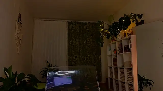 lana sky online show from February 2025 08:14:02 PM