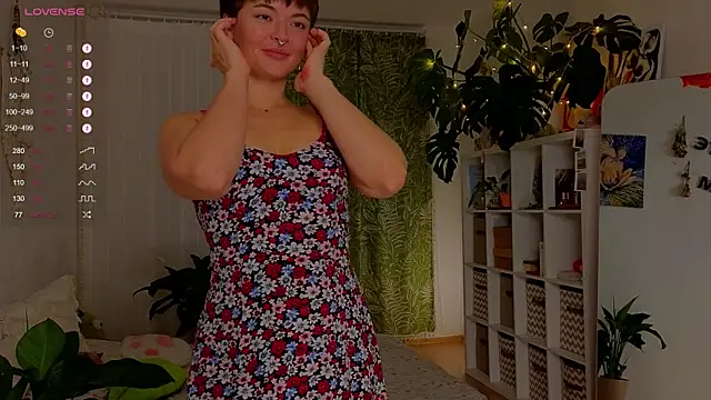 lana sky online show from November 2025 04:41:01 PM