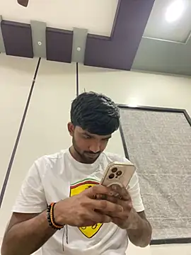 Snapshot of playboy0133 chatting on February 2025 09:27:02 PM playboy0133 online show from February 2025 09:27:02 PM