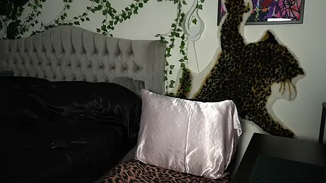 Snapshot of Estherjizz chatting on November 2025 07:24:01 PM Estherjizz online show from November 2025 07:24:01 PM