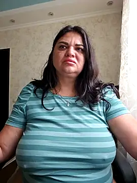 Snapshot of littleRikka chatting on September 2025 08:52:02 AM littleRikka online show from September 2025 08:52:02 AM