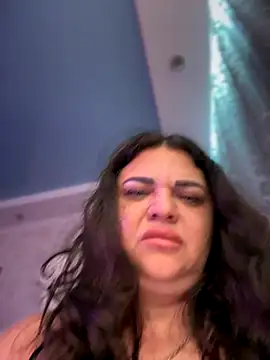 littleRikka online show from November 2025 10:42:02 PM