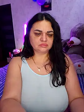 littleRikka online show from April 2026 06:15:01 PM