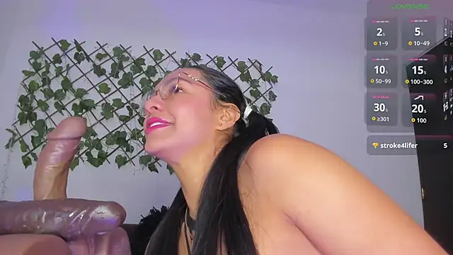 Snapshot of maribad chatting on October 2025 05:54:02 PM maribad online show from October 2025 05:54:02 PM