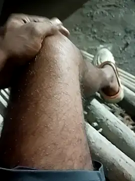 Snapshot of Bengali_BULL1 chatting on September 2025 04:12:02 PM Bengali BULL1 online show from September 2025 04:12:02 PM