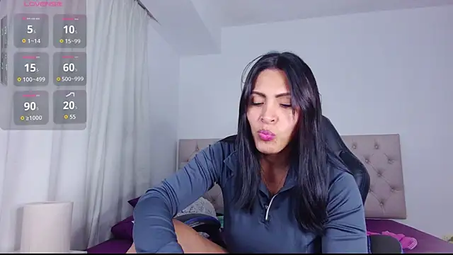 ms freyax online show from September 2025 04:01:02 AM