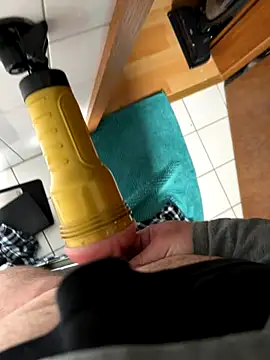 Bong Geek-420 online show from October 2025 12:00:02 PM