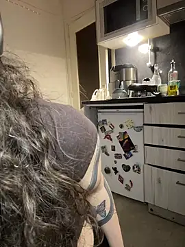 ladyturtle online show from March 2026 12:21:01 AM