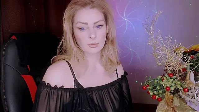 Snapshot of Eleonores chatting on February 2025 05:14:01 AM Eleonores online show from February 2025 05:14:01 AM