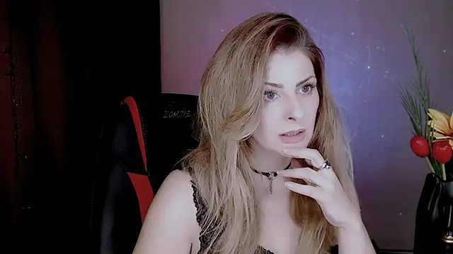 Snapshot of Eleonores chatting on November 2025 05:12:03 AM Eleonores online show from November 2025 05:12:03 AM