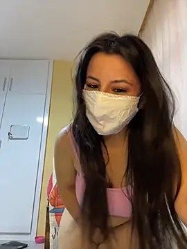 Snapshot of White-Petite chatting on June 2026 05:03:02 PM White-Petite online show from June 2026 05:03:02 PM