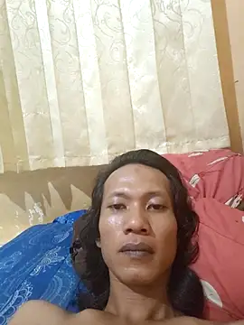 Snapshot of glen077 chatting on November 2025 10:34:02 AM glen077 online show from November 2025 10:34:02 AM