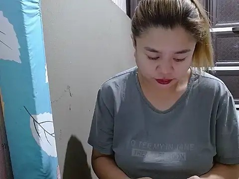 Snapshot of Kariebabe chatting on December 2025 11:20:01 PM Kariebabe online show from December 2025 11:20:01 PM