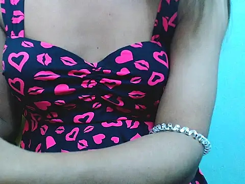 Snapshot of nica20 chatting on November 2025 01:06:02 PM nica20 online show from November 2025 01:06:02 PM