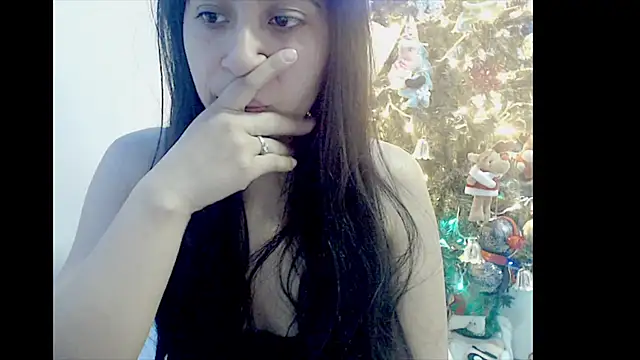 lizztaylor535 online show from December 2024 02:27:01 PM