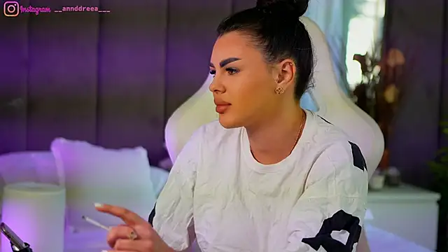 Snapshot of perfectt33n chatting on October 2025 12:04:02 PM perfectt33n online show from October 2025 12:04:02 PM