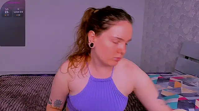 Snapshot of Janie_JJ_Curvie chatting on June 2026 04:51:02 AM Janie JJ Curvie online show from June 2026 04:51:02 AM