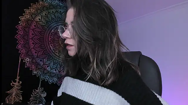 HazelKush online show from January 2025 02:25:01 AM