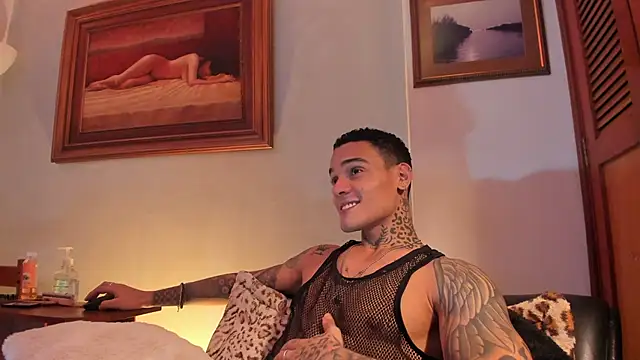 ImDominike online show from February 2025 10:40:01 PM