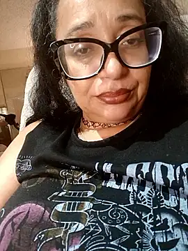 Snapshot of PichyPrettyPussy chatting on October 2025 07:00:01 PM PichyPrettyPussy online show from October 2025 07:00:01 PM