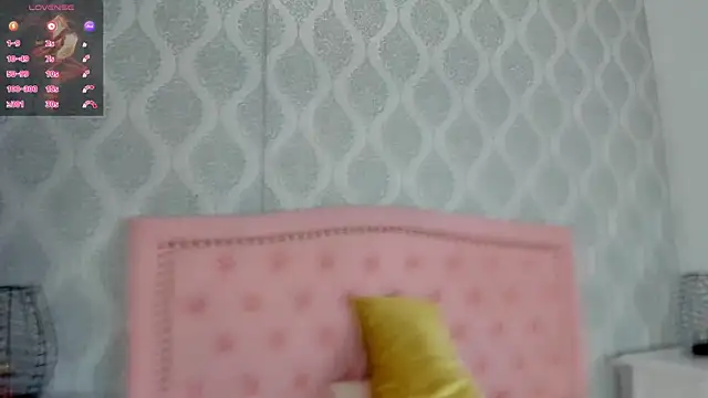Princsgirl  online show from July 2026 07:20:02 PM