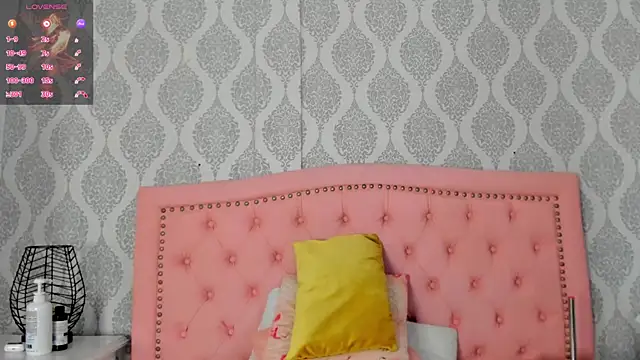 Princsgirl  online show from July 2026 05:38:01 PM